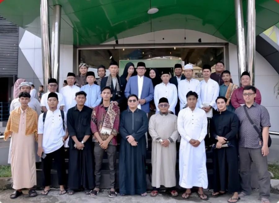 Wali Kota Samarinda Menjadi Khatib Idul Adha
